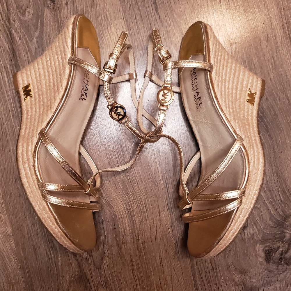 Michael Kors Gold Wedge Sandals Womens 8.5
